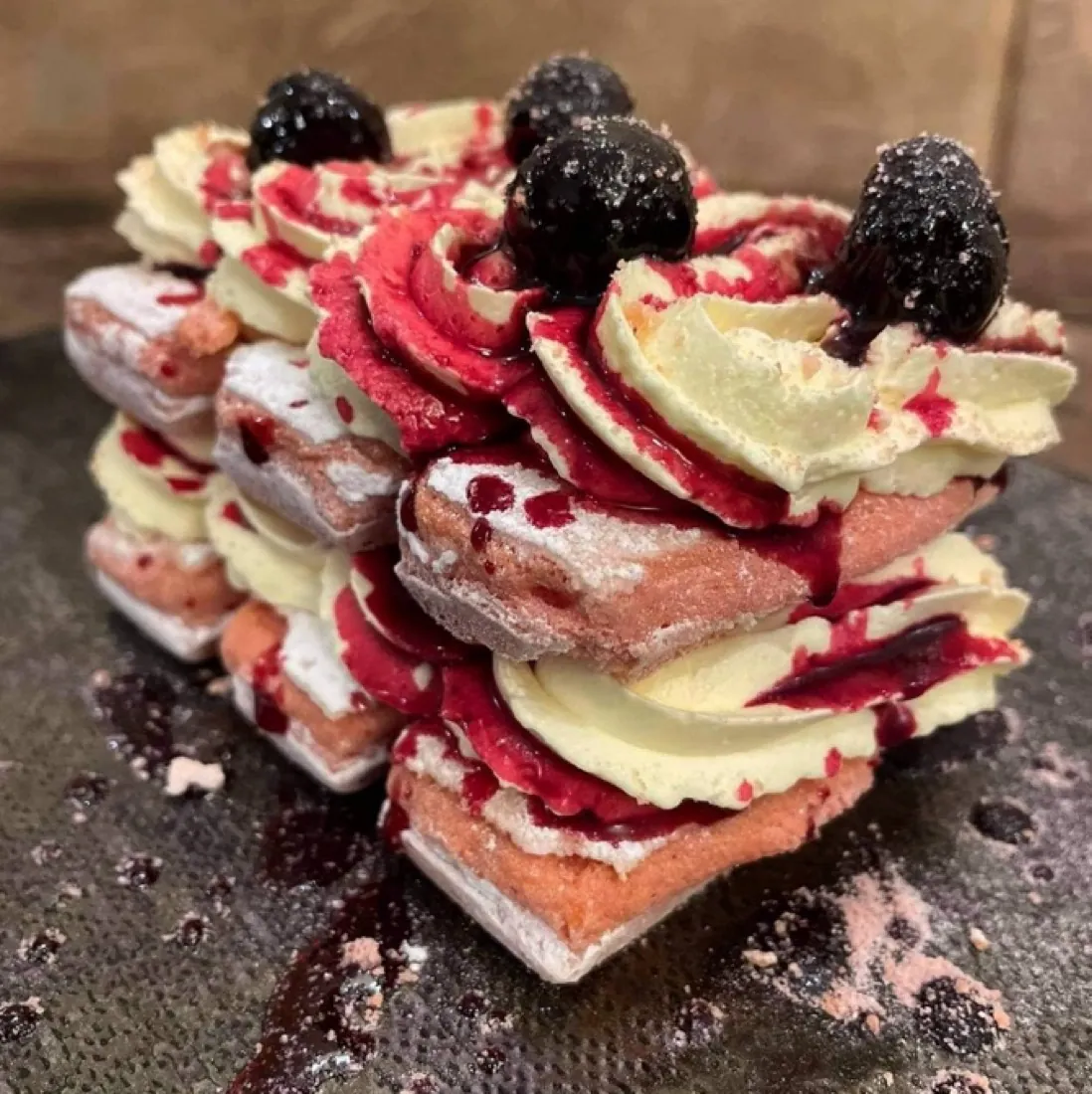Dessert maison aux fruits rouges